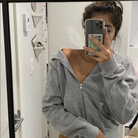 brandy melville grey crystal hoodie sweater - Picture 2 of 3